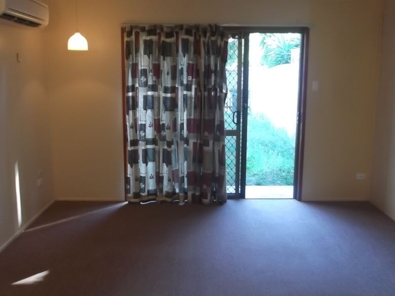 2/16 Cabbage Tree Road, Andergrove QLD 4740