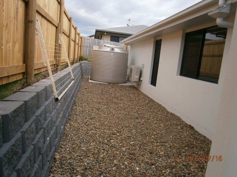 14 HIGHCREST STREET, Bucasia QLD 4750