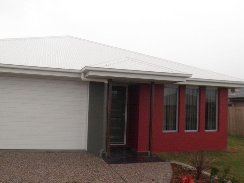 20 HAWKINS STREET, Bucasia QLD 4750