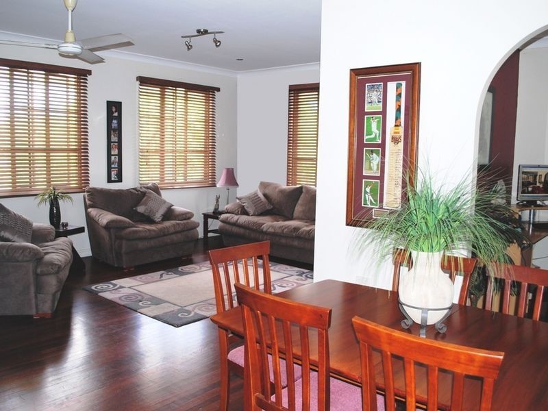 3 TROJAN COURT, Mount Pleasant QLD 4740