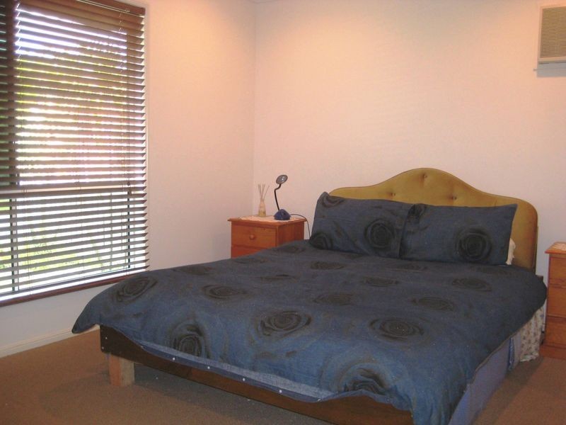 14 Michelle Crescent, Bucasia QLD 4750