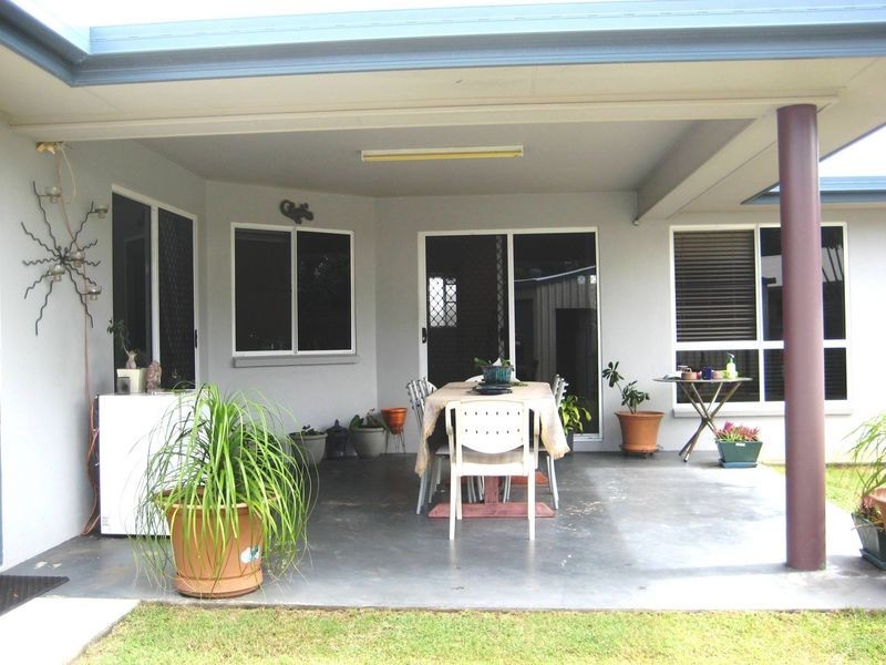 14 Michelle Crescent, Bucasia QLD 4750