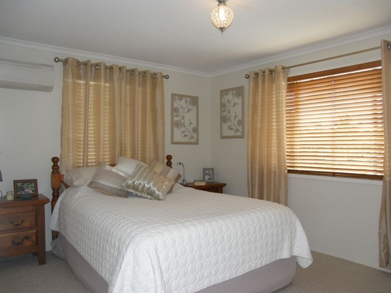 13 Flors Avenue, Mount Pleasant QLD 4740