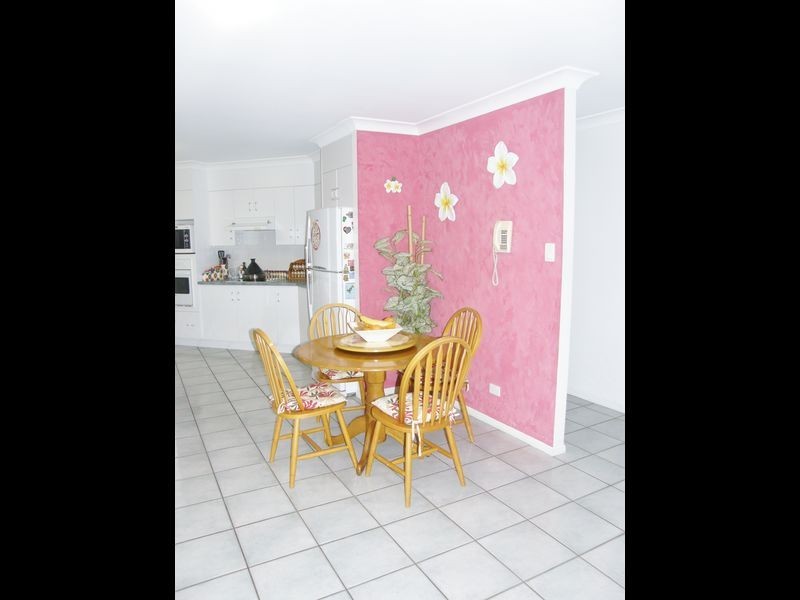 18 McCormack Avenue, Rural View QLD 4740