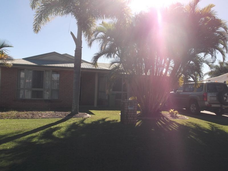 20 JOHN OXLEY DRIVE, Rural View QLD 4740