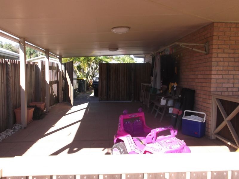 20 JOHN OXLEY DRIVE, Rural View QLD 4740