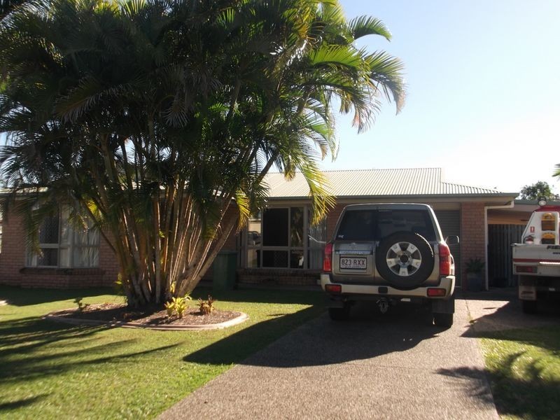 20 JOHN OXLEY DRIVE, Rural View QLD 4740