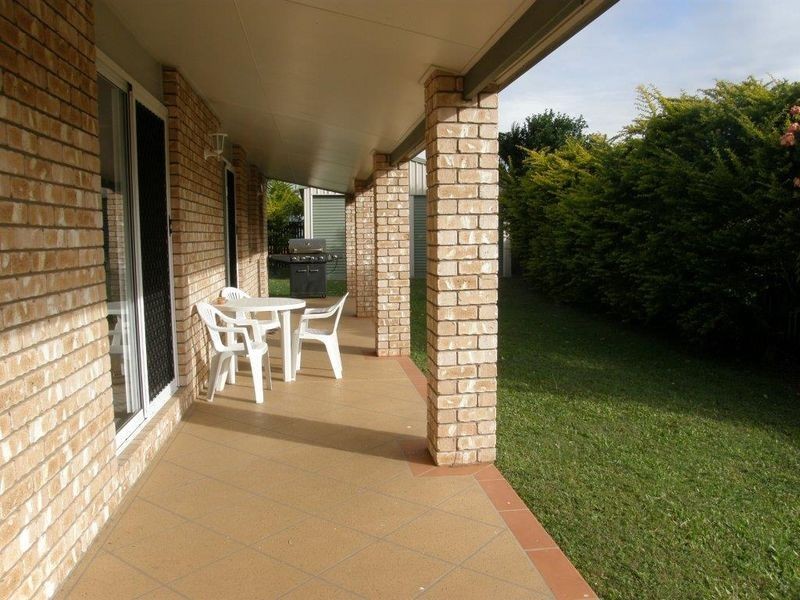 30 Bradman Drive, Glenella QLD 4740
