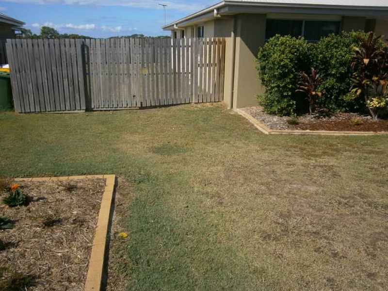 36 AVALON DRIVE, Rural View QLD 4740
