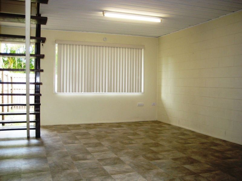 4/11 Lavarack Street, North Mackay QLD 4740