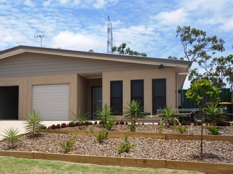 25a Naumann Street, Moranbah QLD 4744