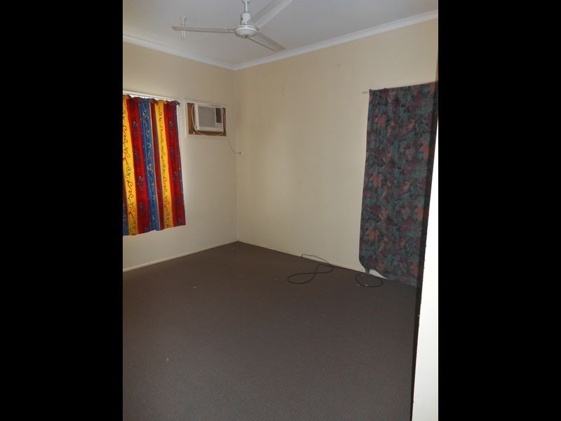 112 McCool Street, Moranbah QLD 4744