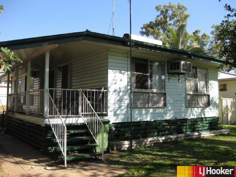 17 Kennedy Drive, Moranbah QLD 4744