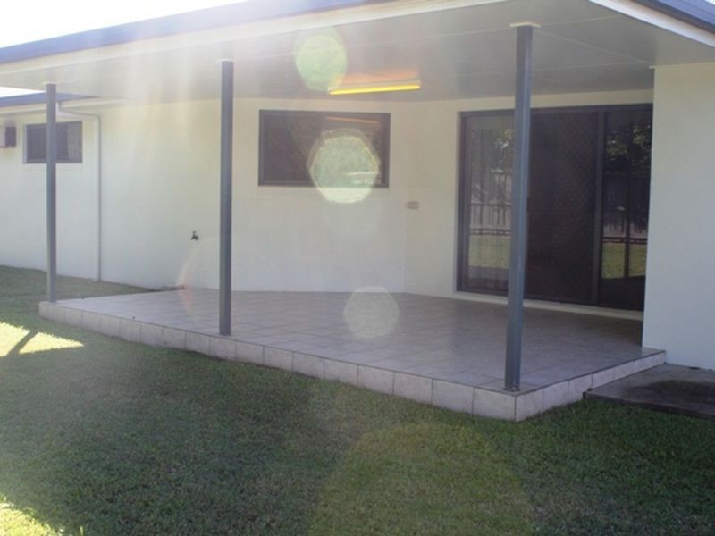 8 Kentia Court, North Mackay QLD 4740