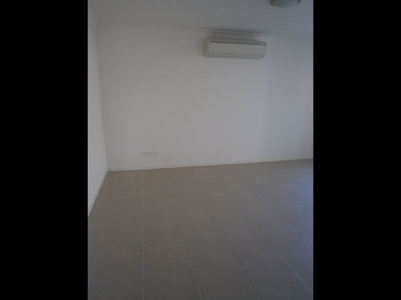 6 DOBINSON STREET, Bucasia QLD 4750