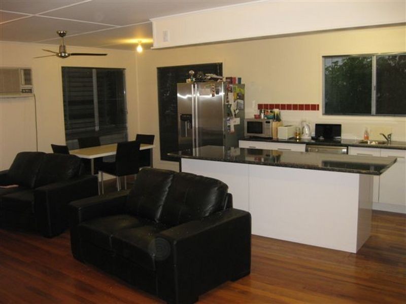 6 Connor Drive, Moranbah QLD 4744