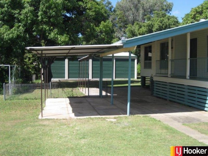 10 ROSE STREET, Moranbah QLD 4744