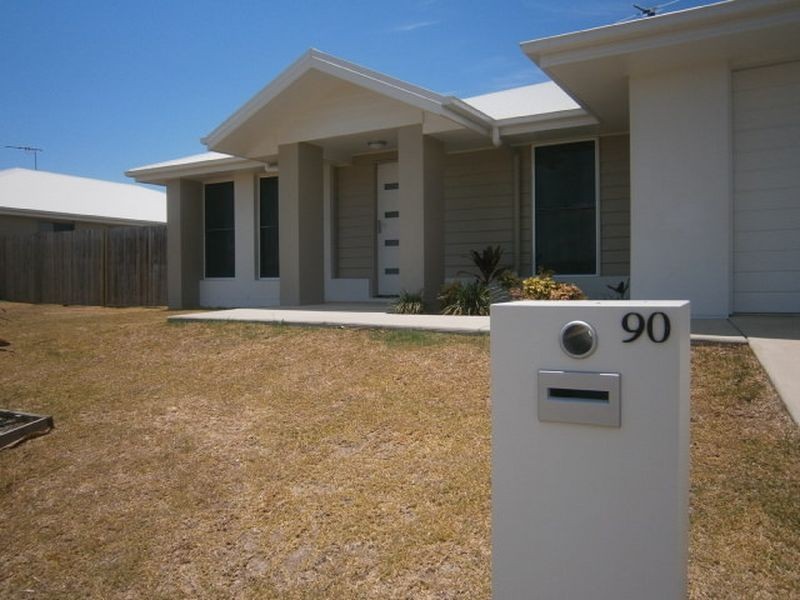 90 Oldmill Drive, Beaconsfield QLD 4740