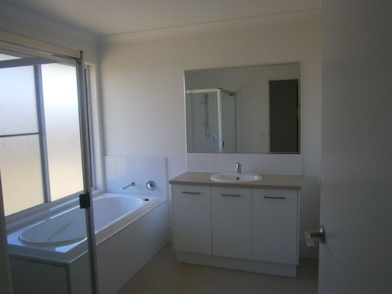 90 Oldmill Drive, Beaconsfield QLD 4740