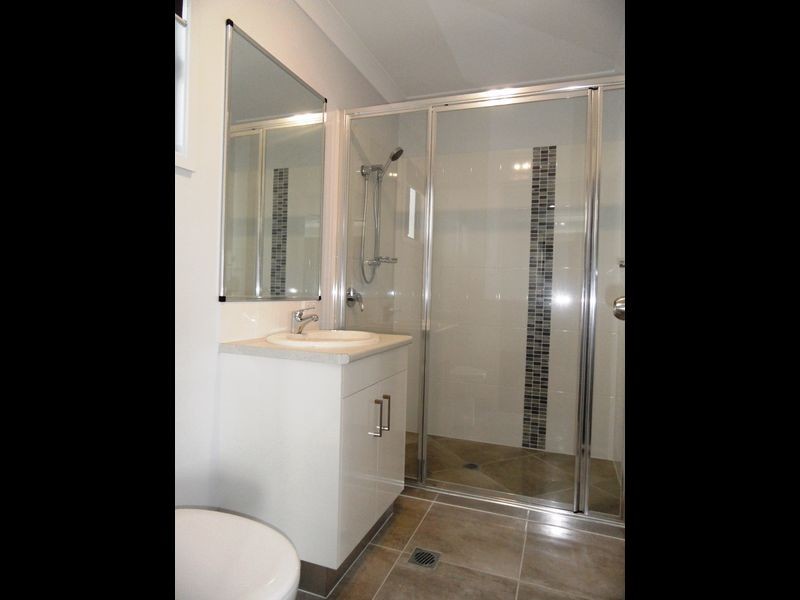 25 Maranark Avenue, Glenella QLD 4740