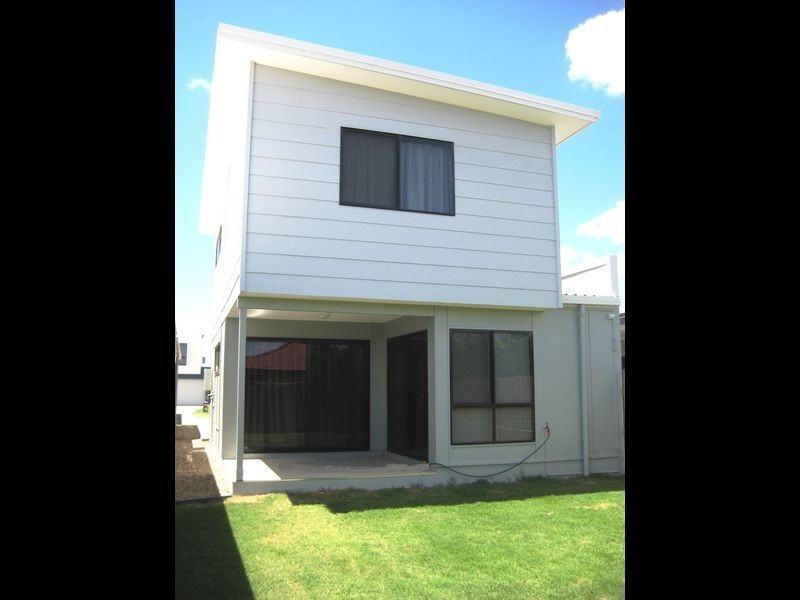 25 Maranark Avenue, Glenella QLD 4740