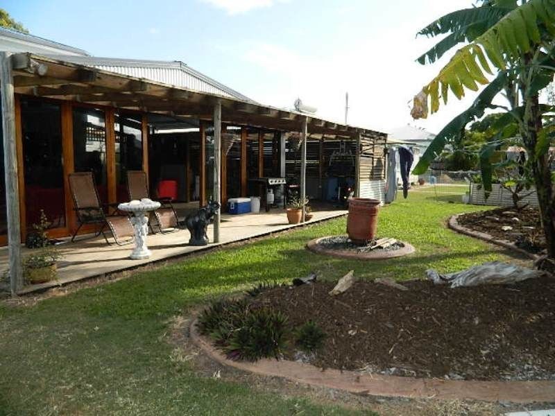 11 Queen Street, North Mackay QLD 4740