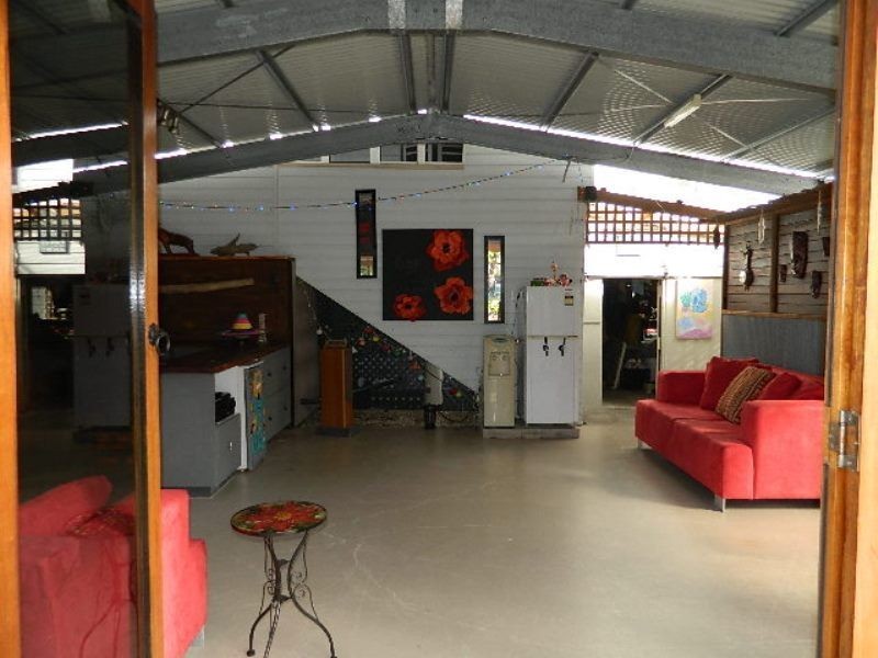 11 Queen Street, North Mackay QLD 4740