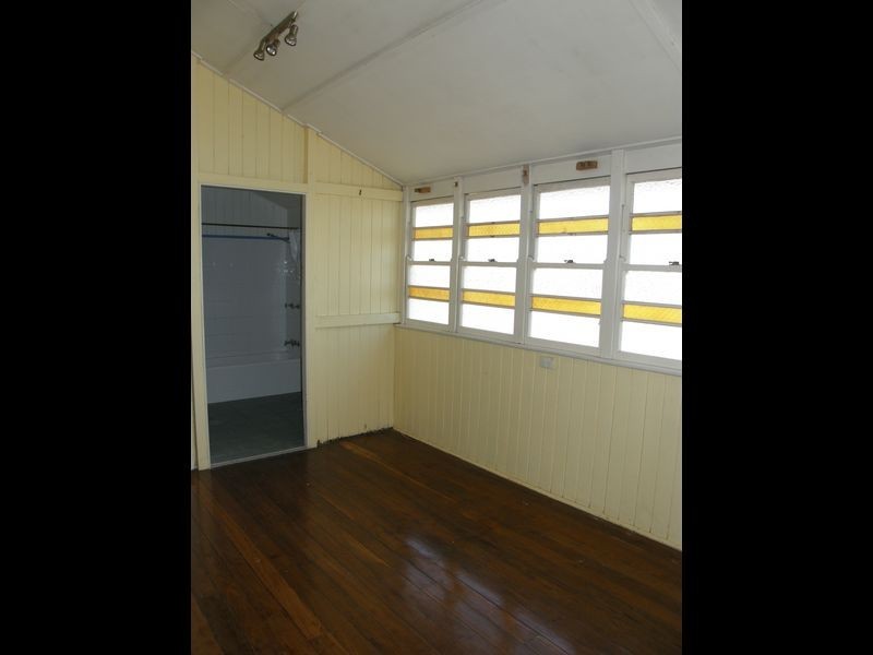 12 Carl Murray Street, Beaconsfield QLD 4740