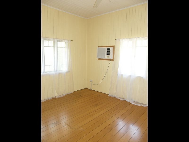 12 Carl Murray Street, Beaconsfield QLD 4740