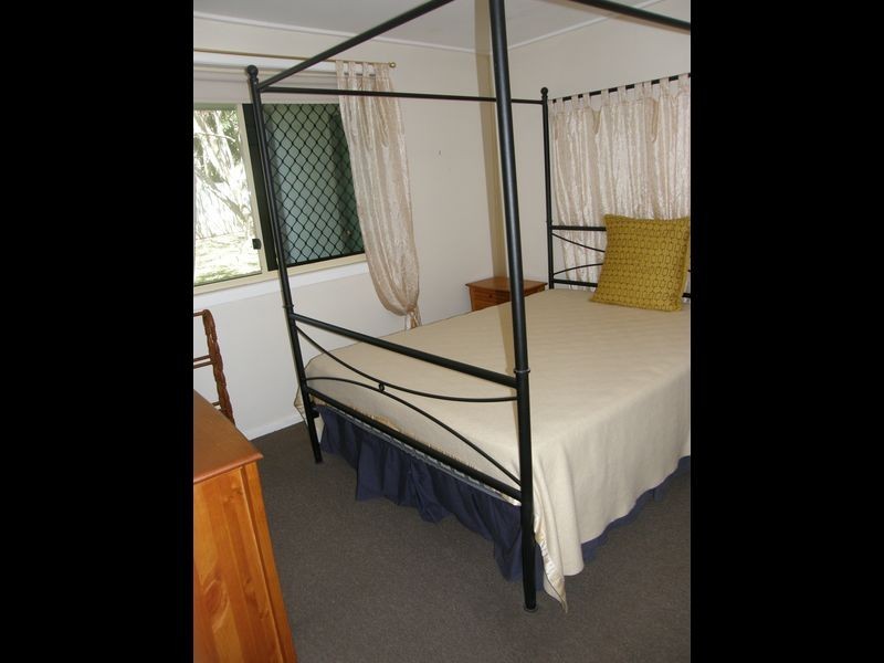 12 Carl Murray Street, Beaconsfield QLD 4740