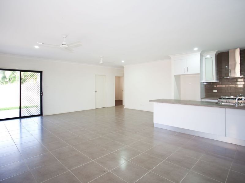 8 Cartledge Court, North Mackay QLD 4740