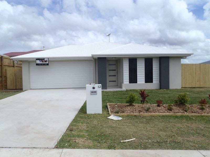 12 Hawkins Street, Bucasia QLD 4750