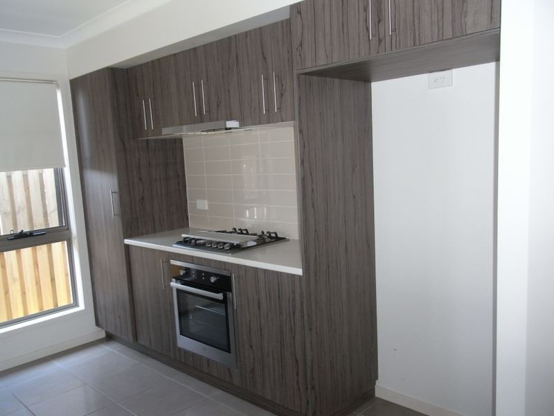 5 Thornbill Lane, Andergrove QLD 4740