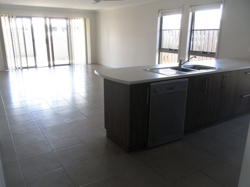 5 Thornbill Lane, Andergrove QLD 4740