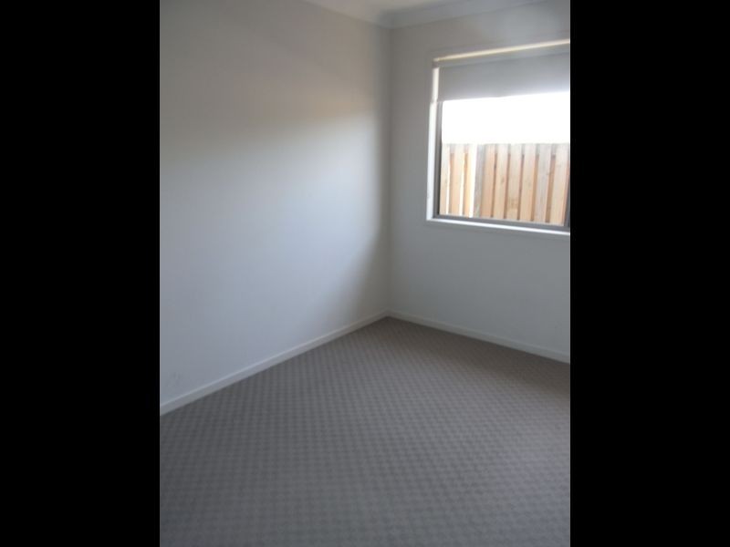 5 Thornbill Lane, Andergrove QLD 4740