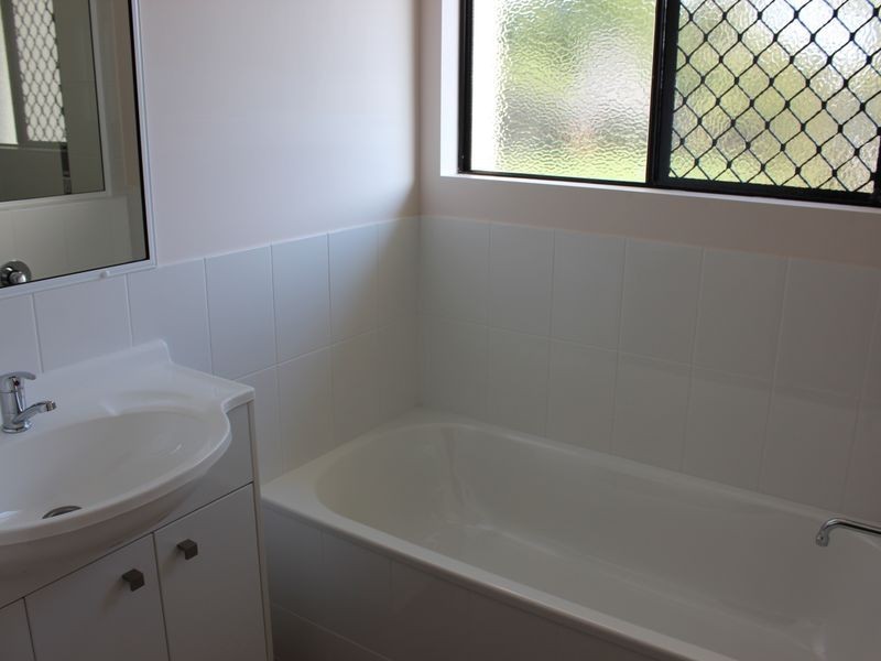 2/21 SUNITA DRIVE, Andergrove QLD 4740