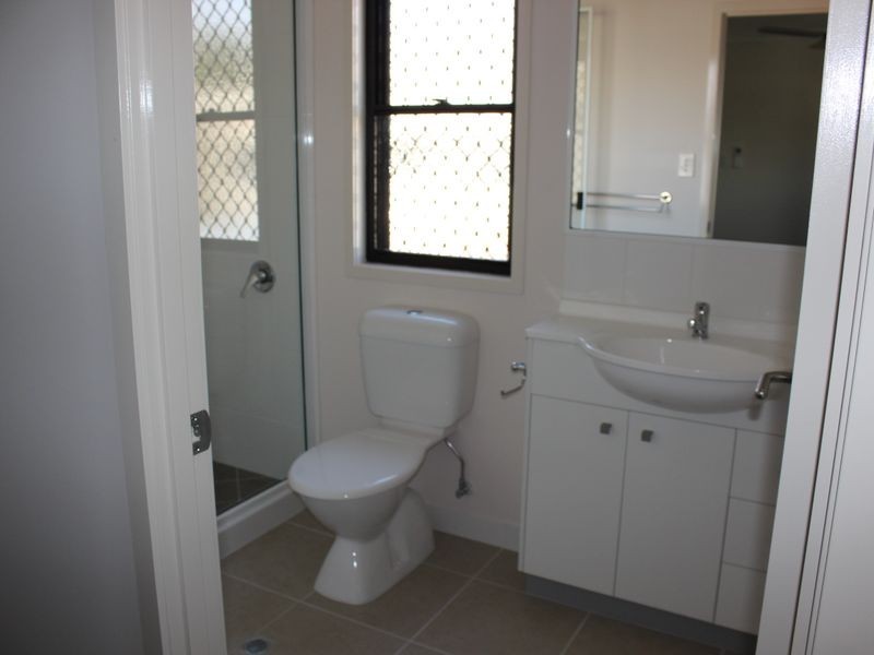2/21 SUNITA DRIVE, Andergrove QLD 4740