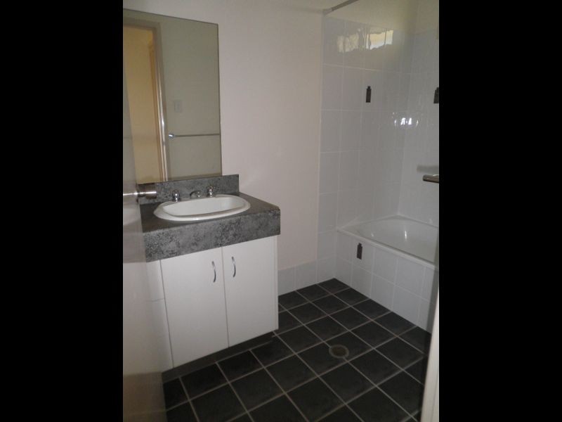 3/24 GOLD STREET, Mackay QLD 4740