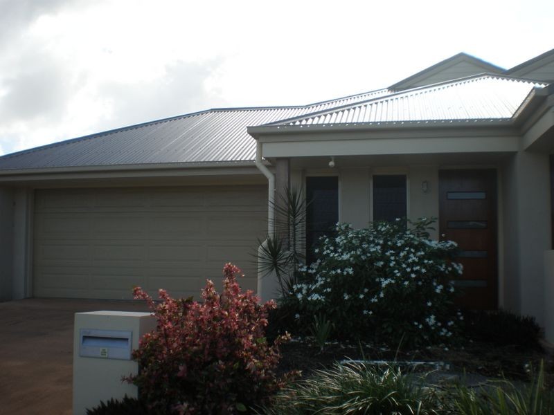 1/23 Whitehaven Drive, Blacks Beach QLD 4740