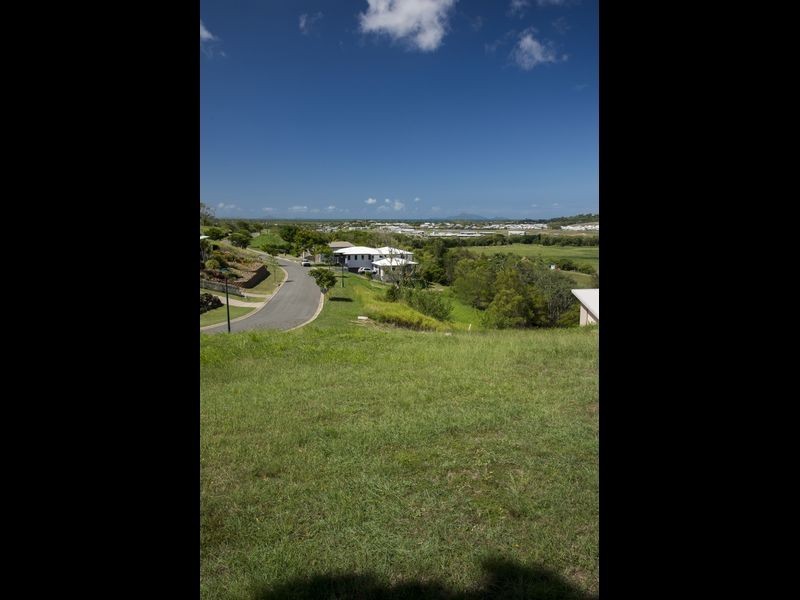 32 Shuttlewood Drive, Mackay QLD 4740