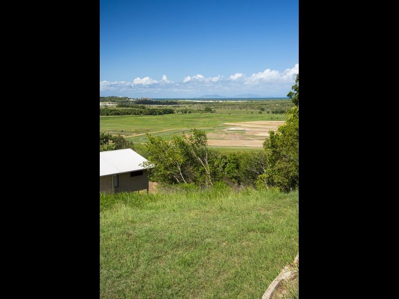 32 Shuttlewood Drive, Mackay QLD 4740