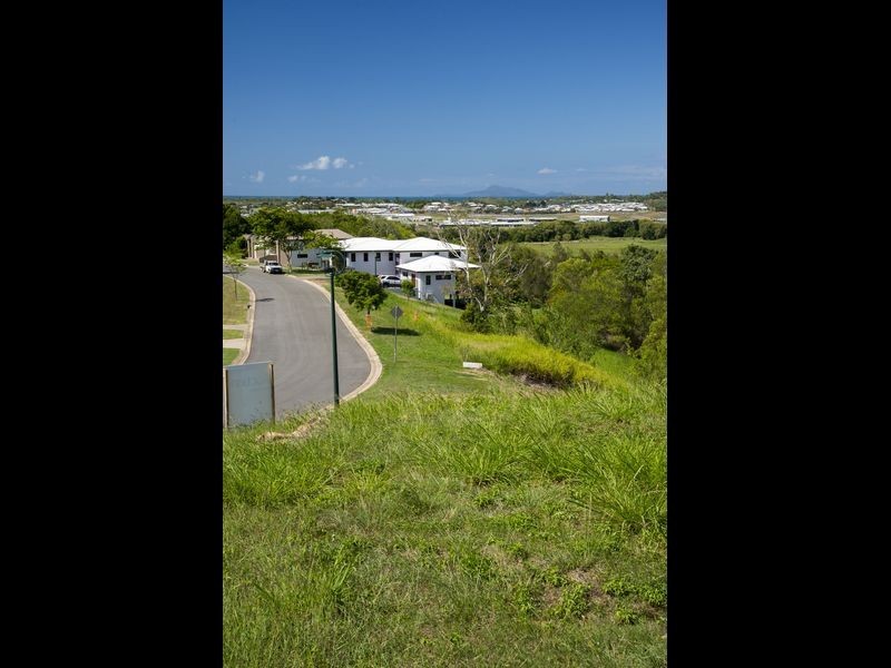 32 Shuttlewood Drive, Mackay QLD 4740
