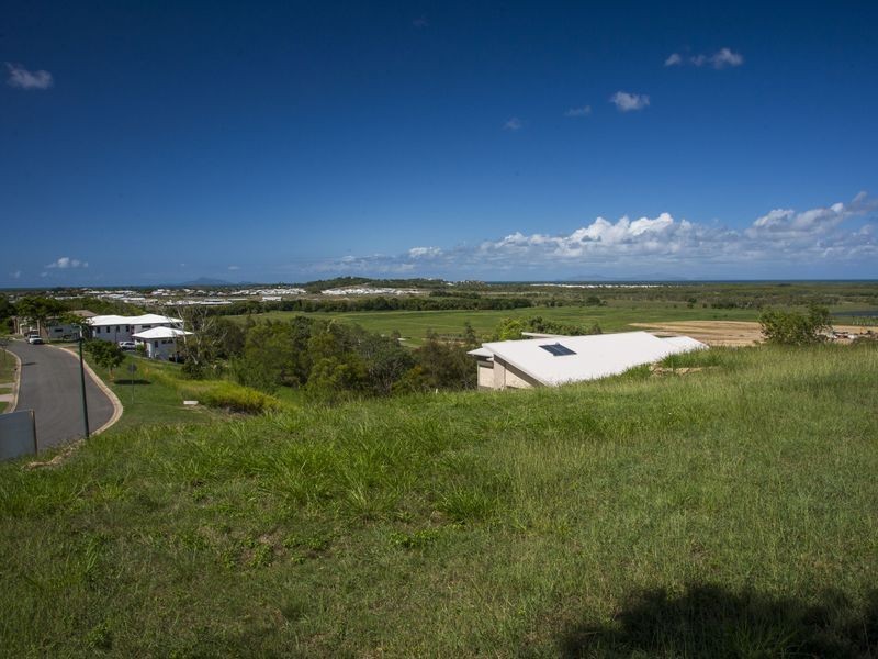 32 Shuttlewood Drive, Mackay QLD 4740