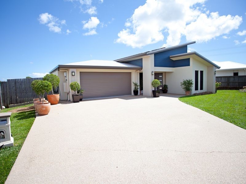 77 Gingham Street, Glenella QLD 4740