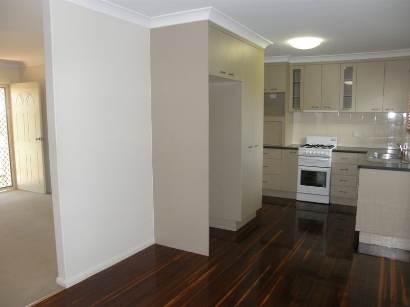 5 Roberts Avenue, North Mackay QLD 4740