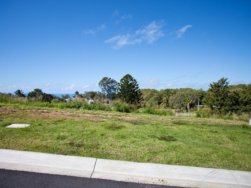 Lots 4 7 1 Stanton Place, Blacks Beach QLD 4740