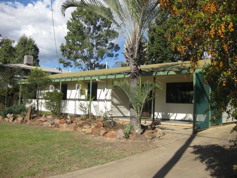 184 Mills Avenue, Moranbah QLD 4744