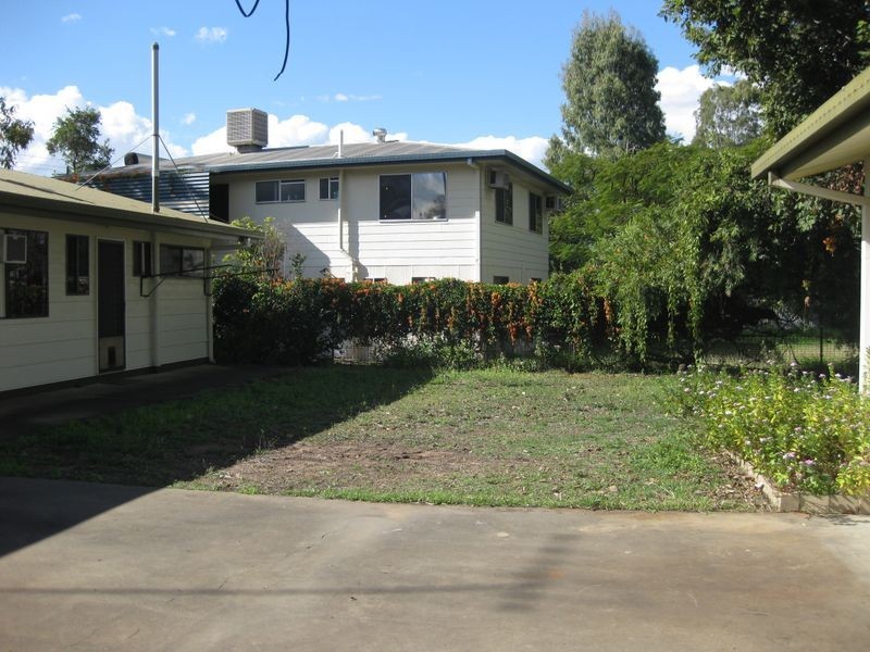 184 Mills Avenue, Moranbah QLD 4744