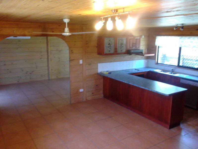 12 Hillcrest Street, Eimeo QLD 4740