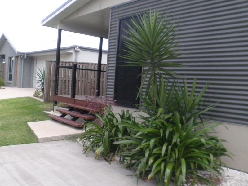 1/ 33 Narrabeen, Blacks Beach QLD 4740